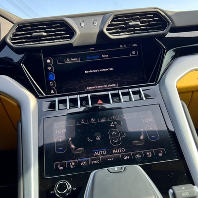 Lamboghini Urus 2020 (yellow) In Lekki Lagos