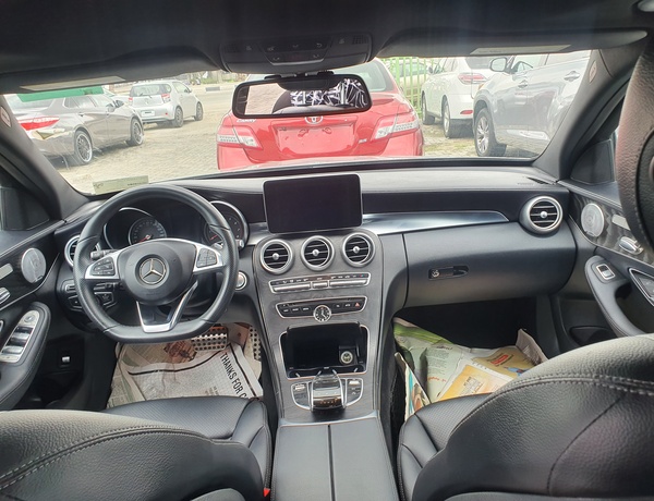 Mercedes Benz C300 4matic (silver) 2015