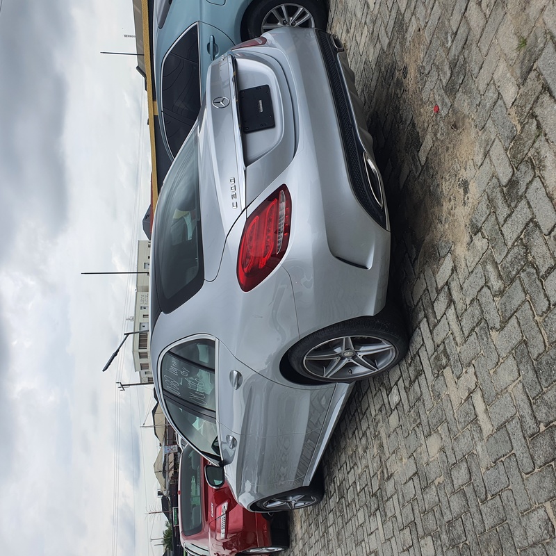 Mercedes Benz C300 4matic (silver) 2015 image