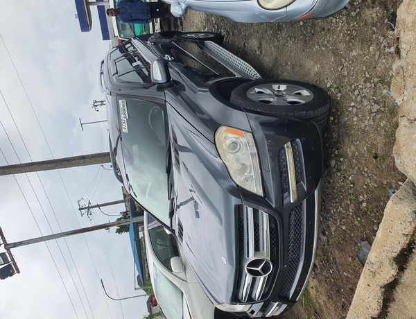 Foreign Used Mercedes Benz GLK450 2010 (gray) In Lagos