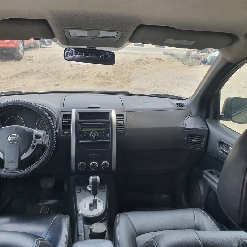 Nissan X trail 2011 (gold) In Lagos image