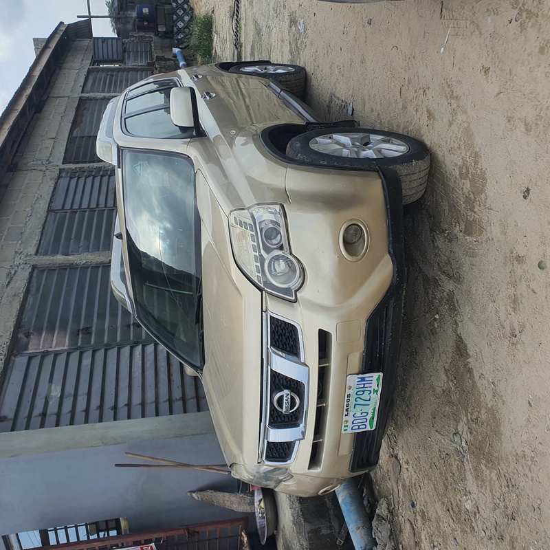 Nissan X trail 2011 (gold) In Lagos image