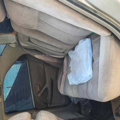Toyota Camry 2000 (gold) LE In Ajah
