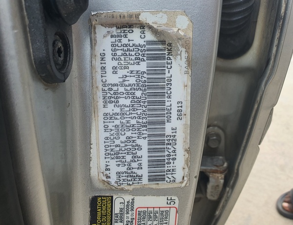 Toyota Camry 2004 Silver XLE In Lagos