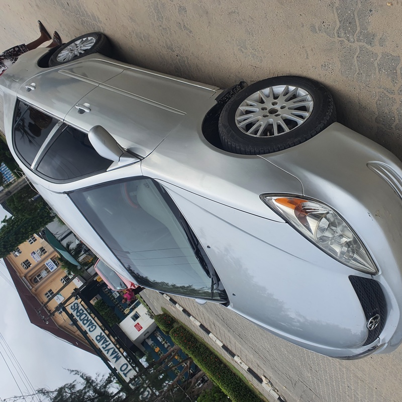 Toyota Camry 2004 Silver XLE In Lagos image