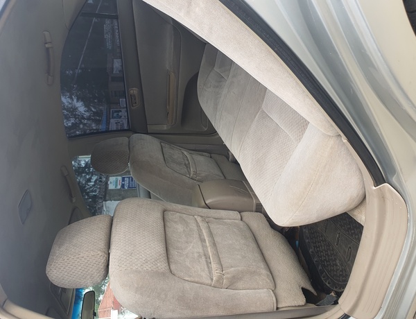 Toyota Camry 2004 Silver XLE In Lagos