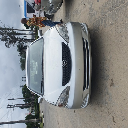 Toyota Camry 2004 Silver XLE In Lagos