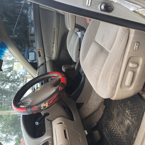 Toyota Camry 2004 Silver XLE In Lagos