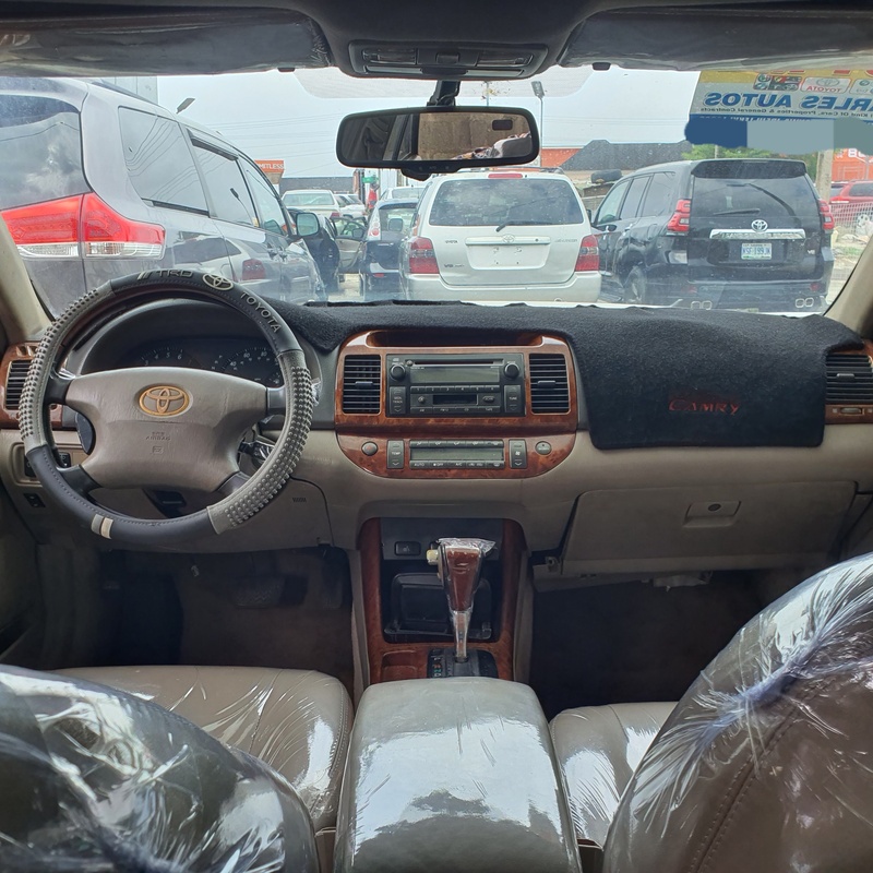 Toyota Camry 2005 (gold) In Lagos image