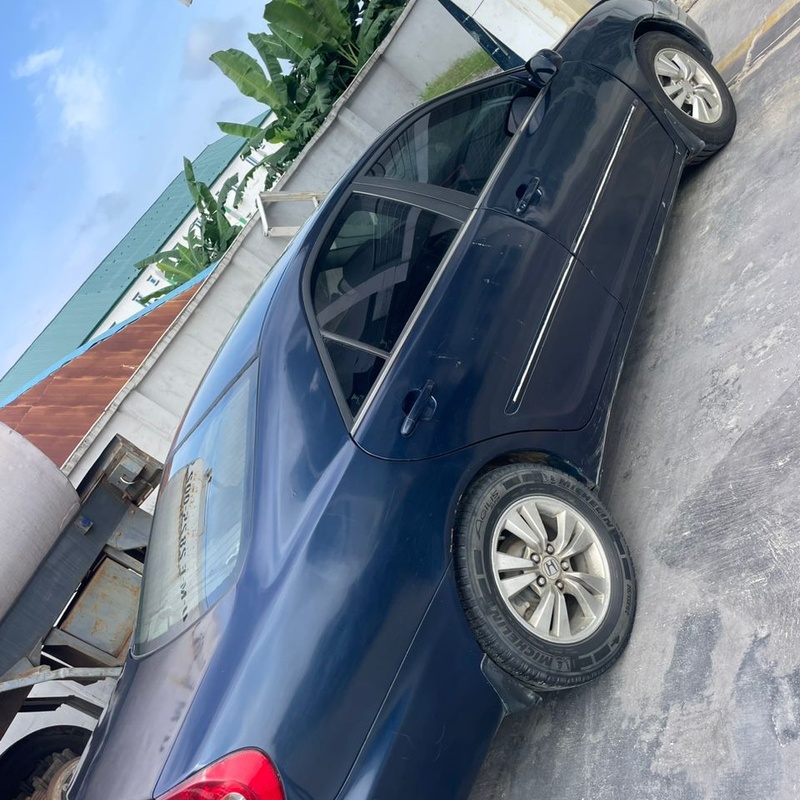 Toyota Camry 2005 XLE (Blue) In Lagos image