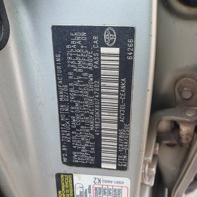 Toyota Camry 2006 (gray) In Lagos