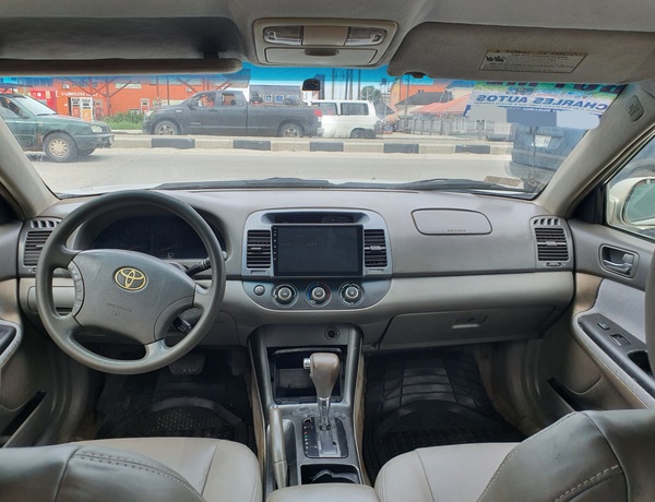 Toyota Camry 2006 (gray) In Lagos
