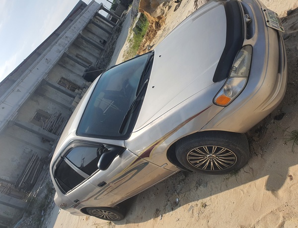 Toyota Corolla 2000 (gold) In Lagos