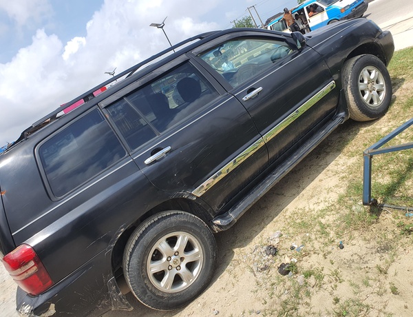Toyota Highlander 2003 (black) Limited In Lagos