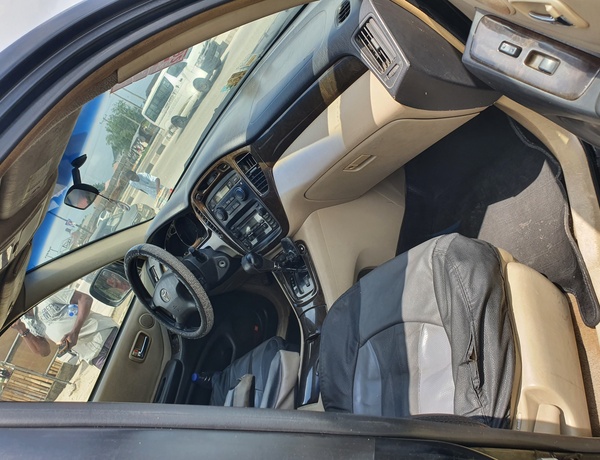 Toyota Highlander 2003 (black) Limited In Lagos