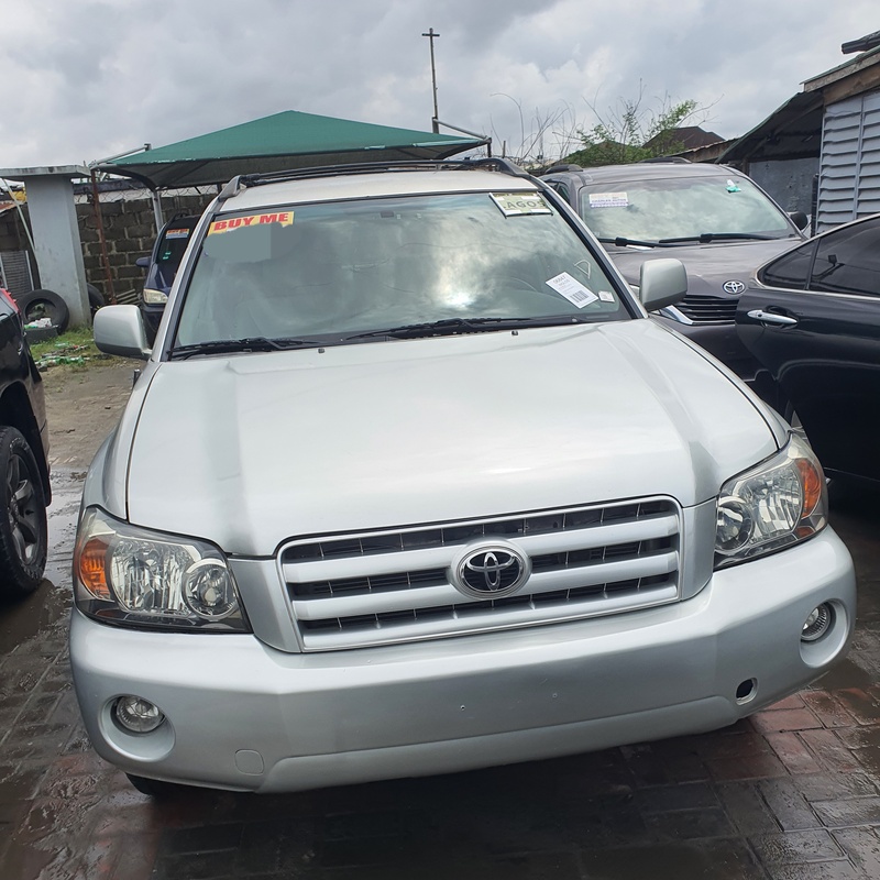 Foreign Used Toyota Highlander 2007 (silver) In Lagos image