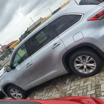 Toyota Highlander (gray) 2015 Limited In Lagos