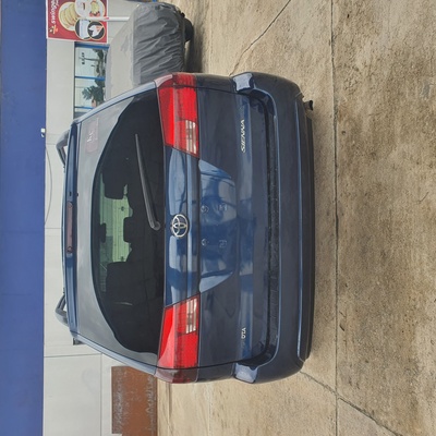 Toyota Sienna 2005 (blue) In Lagos