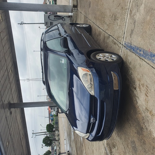 Toyota Sienna 2005 (blue) In Lagos