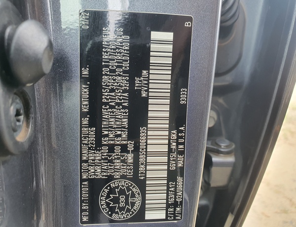 Toyota Venza 2012 (gray) In Lagos