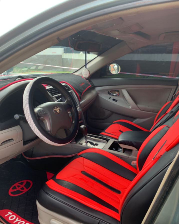 Car Image 2