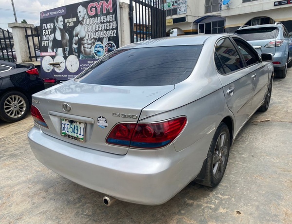 Reg. Lexus ES330 2005 Model In Lagos