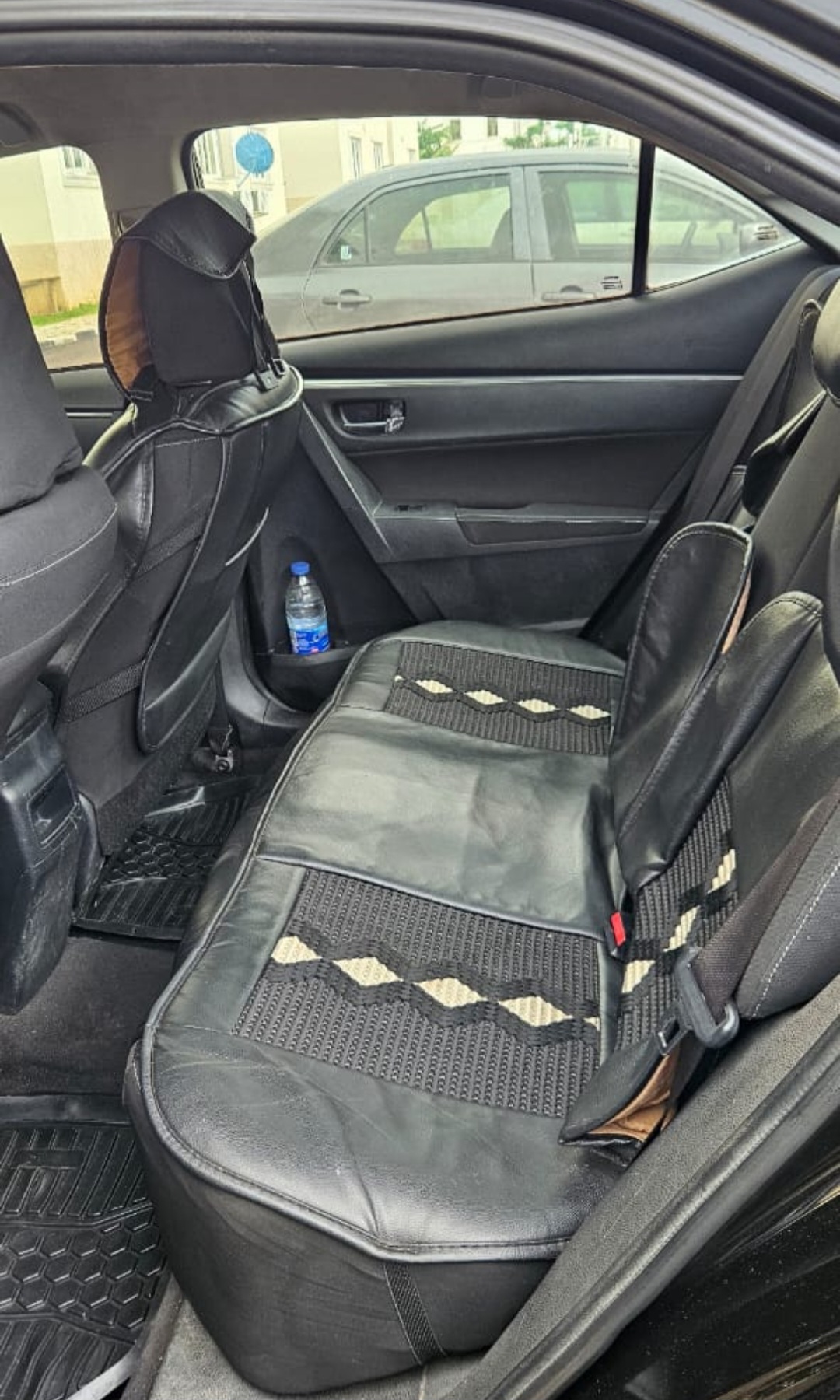 Car Image 5