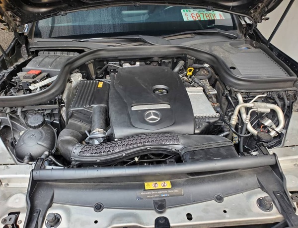 Mercedes Benz GLC300 In Lekki
