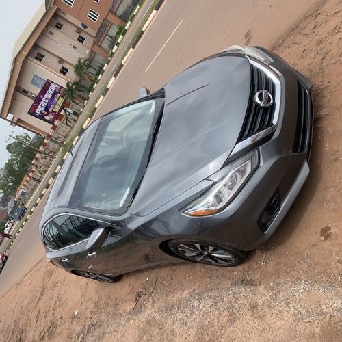 A month used First body Nissan SV in Enugu