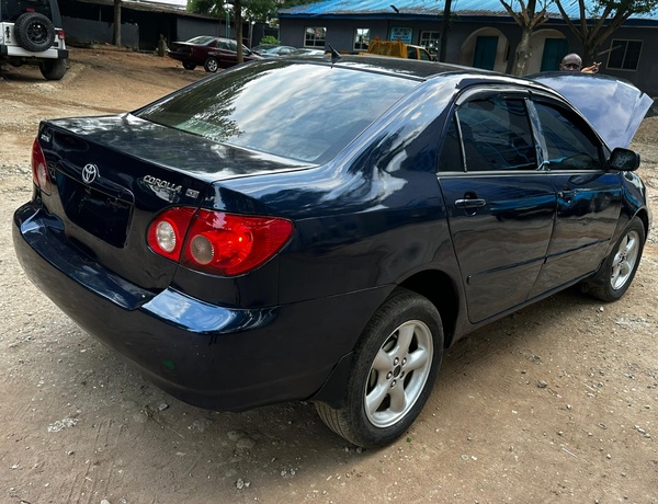 2006 Corolla LE In Lagos