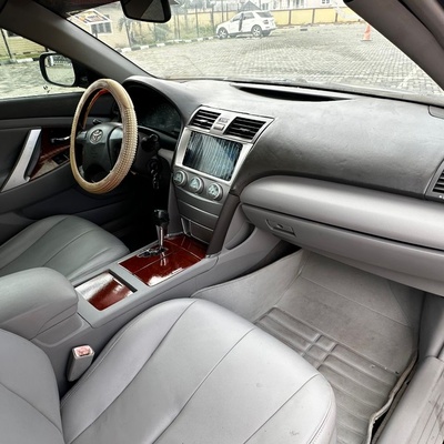 2009 Camry XLE In Lagos