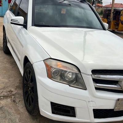 2010 Mercedes Benz GLK350 Double Pano Roof In Lagos
