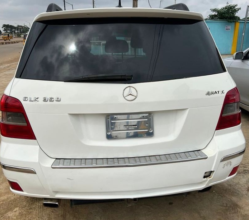 2010 Mercedes Benz GLK350 Double Pano Roof In Lagos image
