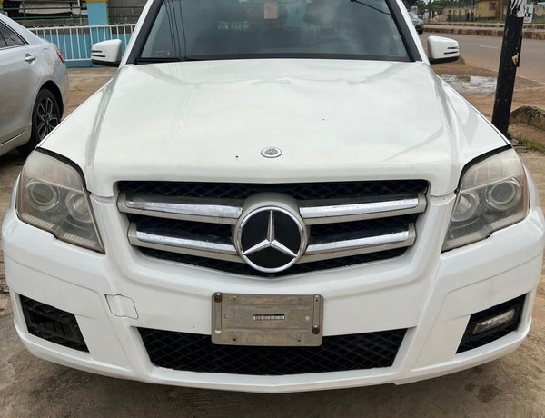 2010 Mercedes Benz GLK350 Double Pano Roof In Lagos