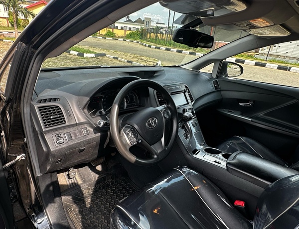 Foreign Used  Toyota Venza 2015  Double Pano Roof