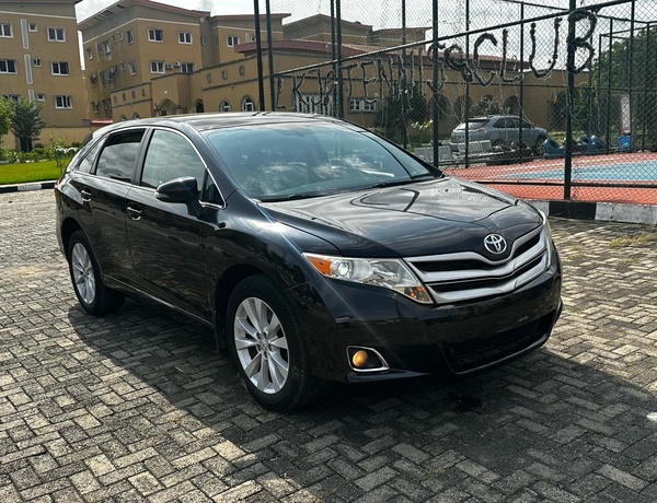 Foreign Used  Toyota Venza 2015  Double Pano Roof