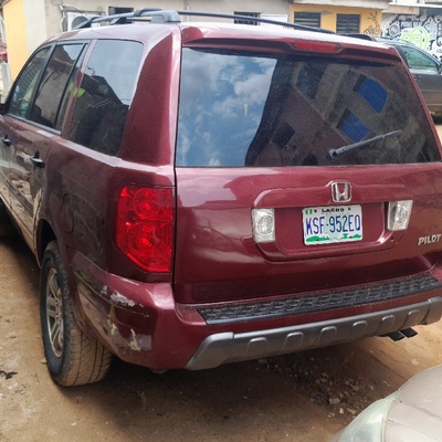 Registered 2002 Honda Pilot In Lagos