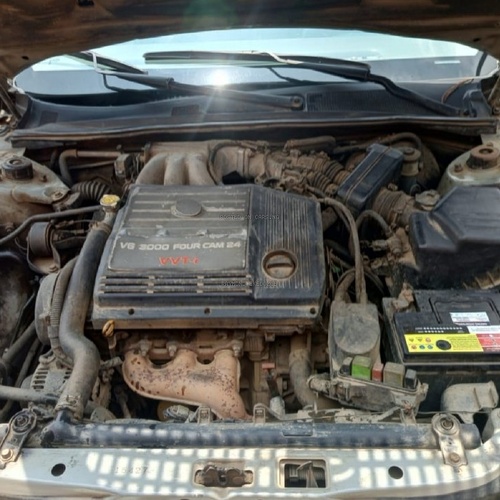 Registered 2002 Toyota Avalon for Sale In Lagos