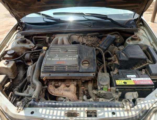 Registered 2002 Toyota Avalon for Sale In Lagos