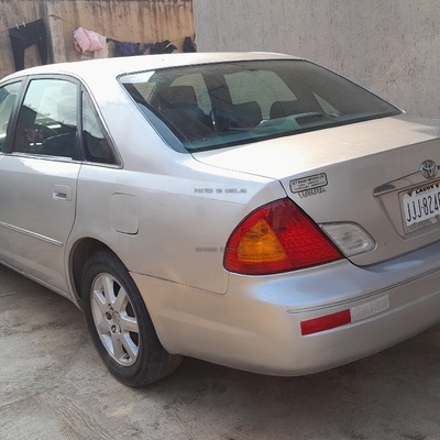 Registered 2002 Toyota Avalon for Sale In Lagos