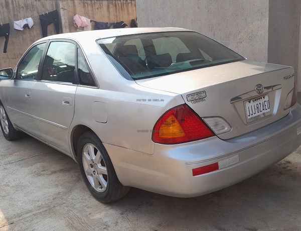Registered 2002 Toyota Avalon for Sale In Lagos