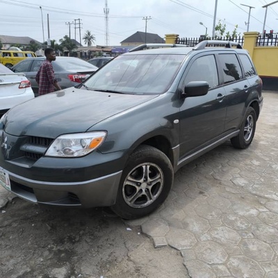 Tokunbo 2006 Mitsubishi Outlander In Lagos
