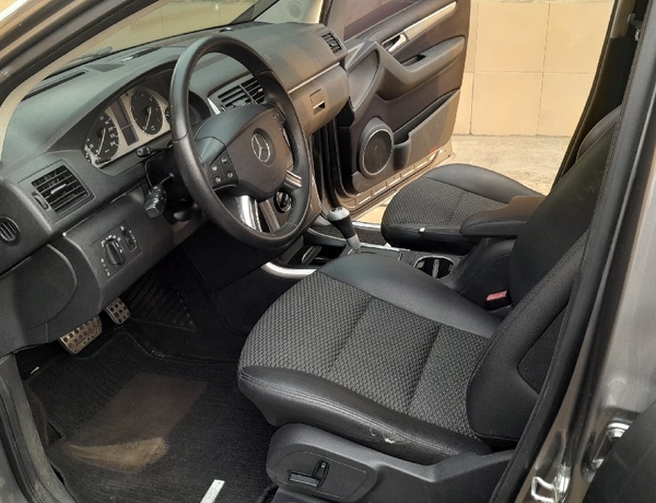 Tokunbo 2008 Mercedes Benz B200