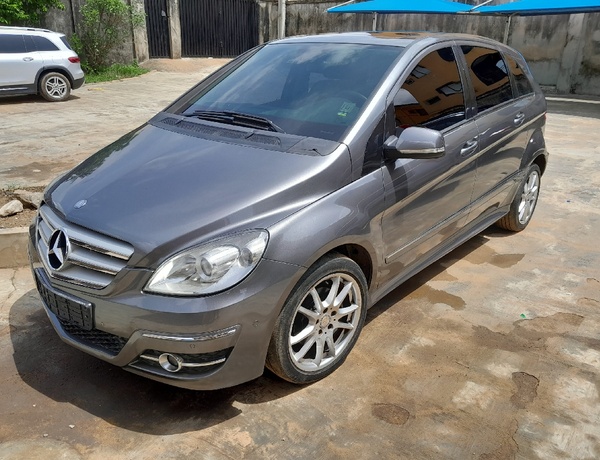 Tokunbo 2008 Mercedes Benz B200