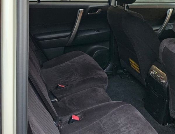 Tokunbo 2013 Toyota Highlander In Lagos