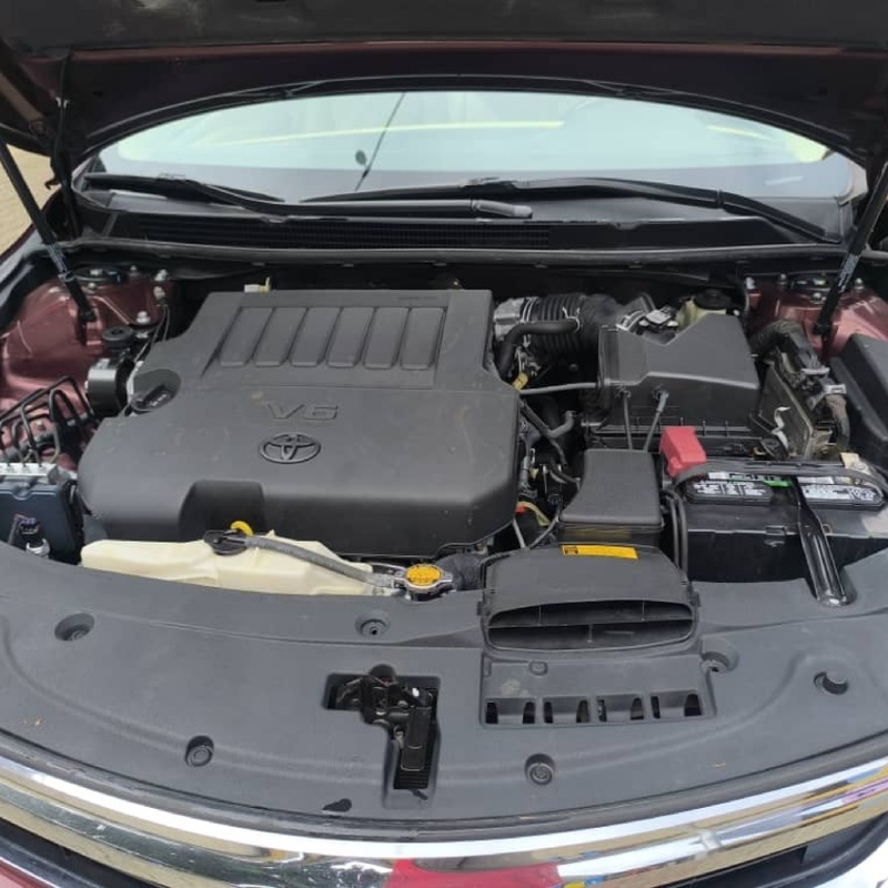 Tokunbo 2014 Toyota Avalon XLE In Lagos image