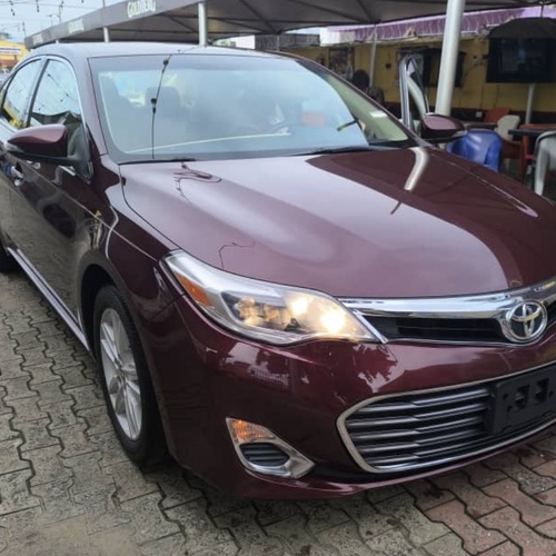 Tokunbo 2014 Toyota Avalon XLE In Lagos