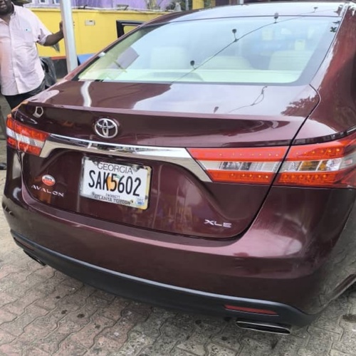 Tokunbo 2014 Toyota Avalon XLE In Lagos
