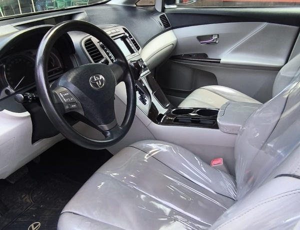 Tokunbo Toyota Venza 2012 Limited In Lagos