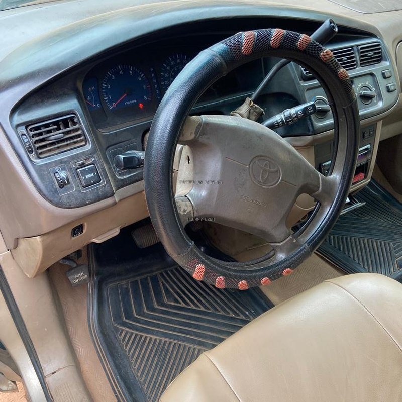 Toyota Sienna 2002 for Sale In Anambra image